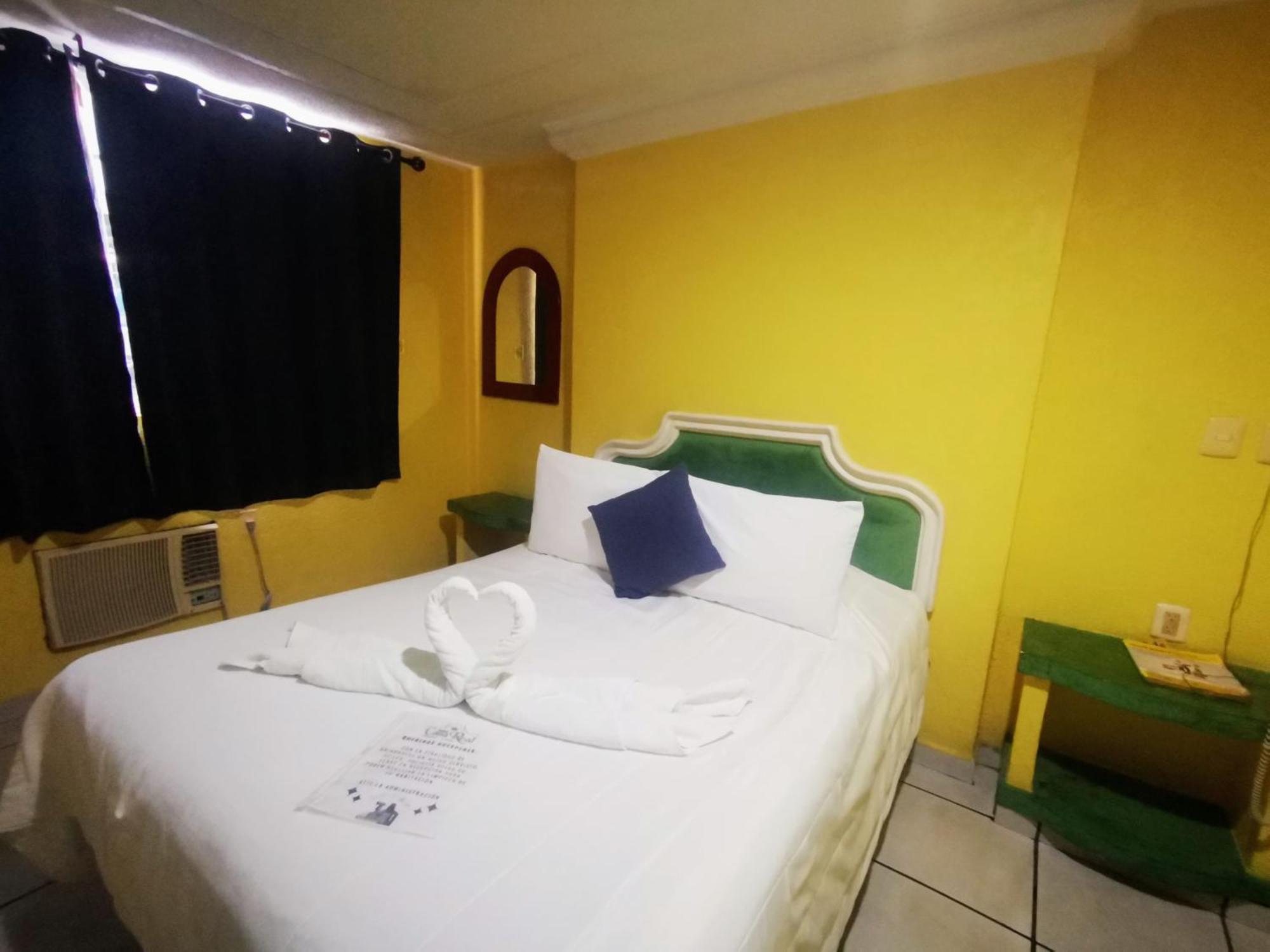 Hotel Casa Real à Poza Rica Extérieur photo