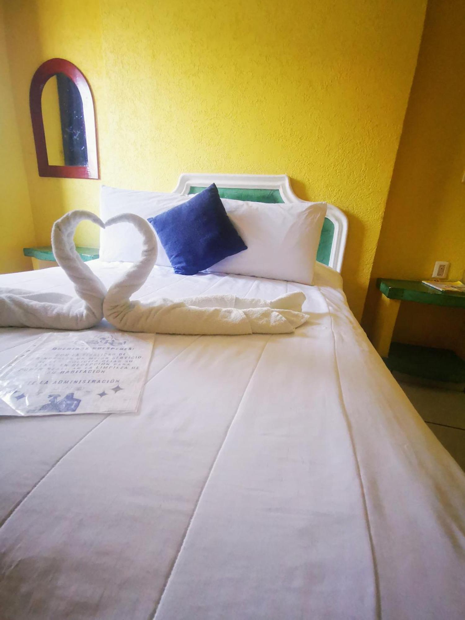 Hotel Casa Real à Poza Rica Extérieur photo